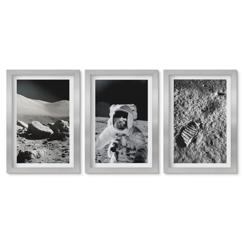 Zestaw 3 obrazów w srebrnych ramach Tulup 20x30 cm NASA zdjęcia księżyc astronauta Małe obrazy do kuchni w ramie 1 kpl