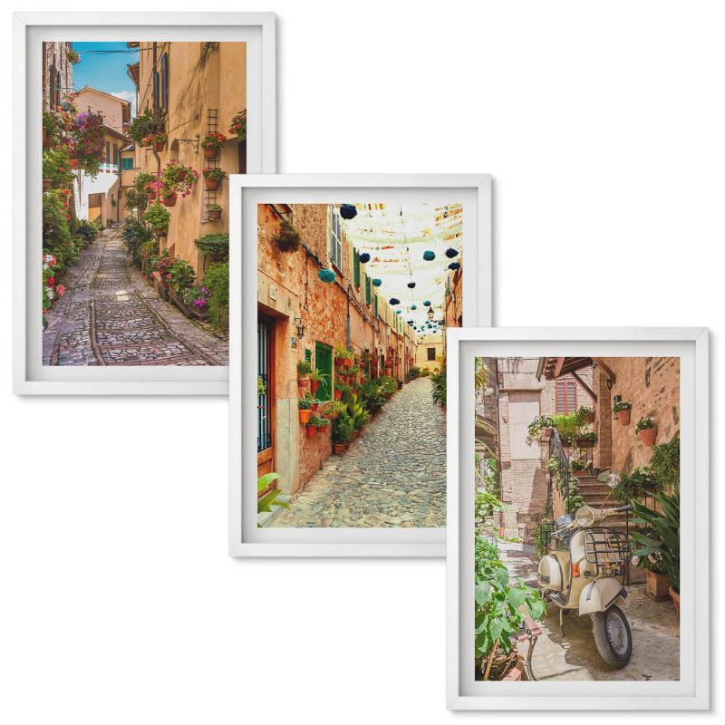 Zestaw obrazów Wallfluent Uliczki kwiaty włoski klimat Biała rama 40x60 cm 3 szt.