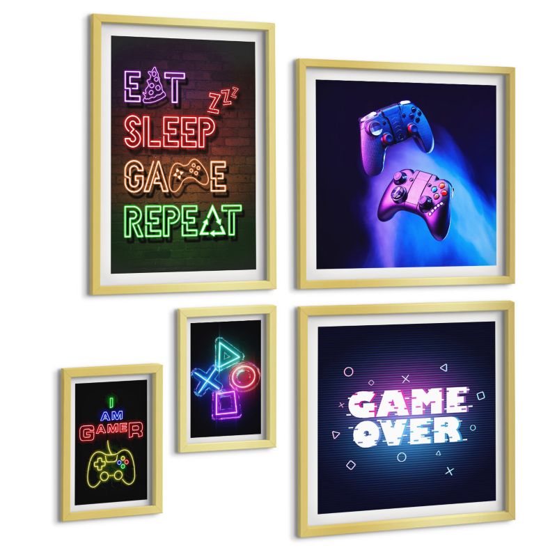 Zestaw 5 Obrazów ArtPrintCave (2x50x50+2x20x30+40x60cm) Złota rama Pady gry napisy ikony gracza 1 kpl.