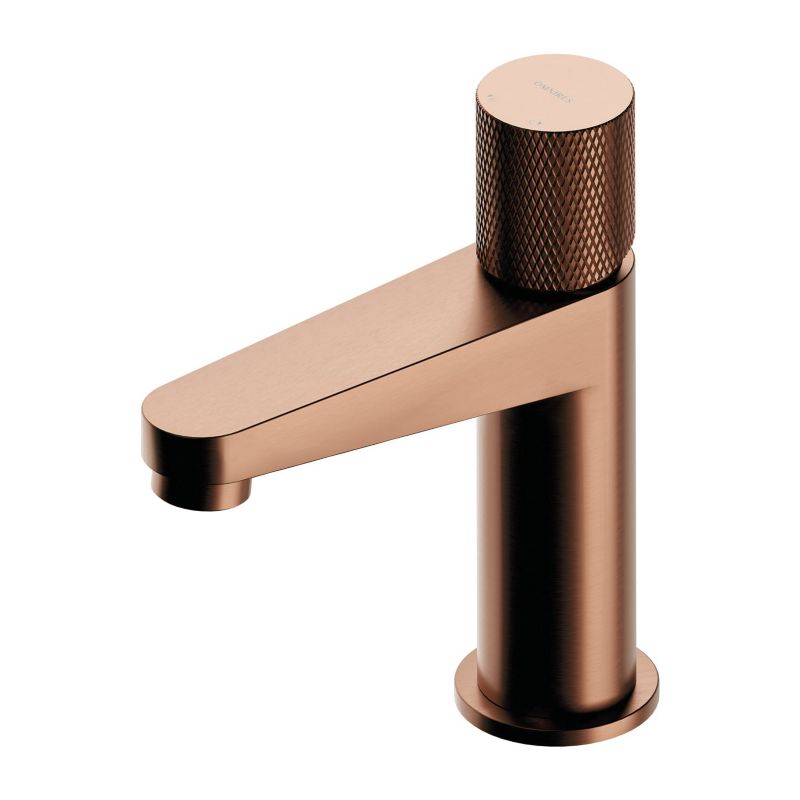 Bateria umywalkowa stojąca Omnires Contour miedź szczotkowana PVD zasięg 11 cm wysokość 16,5 cm 1 szt.