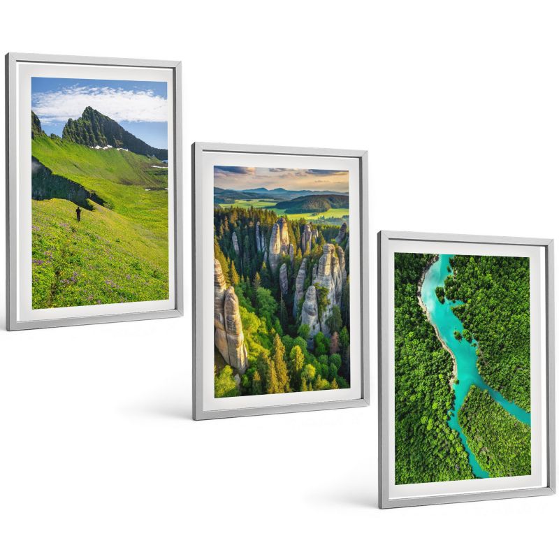 Zestaw Obrazów 3 Częściowy ArtPrintCave Srebrne Ramki 40x60 cm Dekoracja do Sypialni Zielone góry rzeka skały 1 kpl.