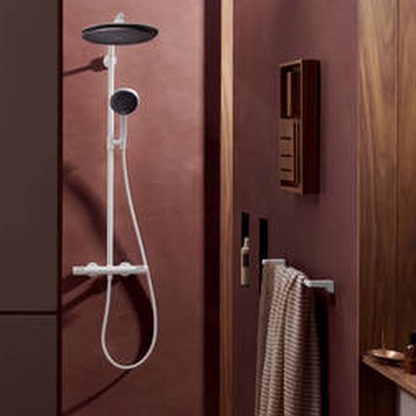 Hansgrohe Raindance Alive S zestaw prysznicowy ścienny termostatyczny z deszczownicą biały mat 24594700