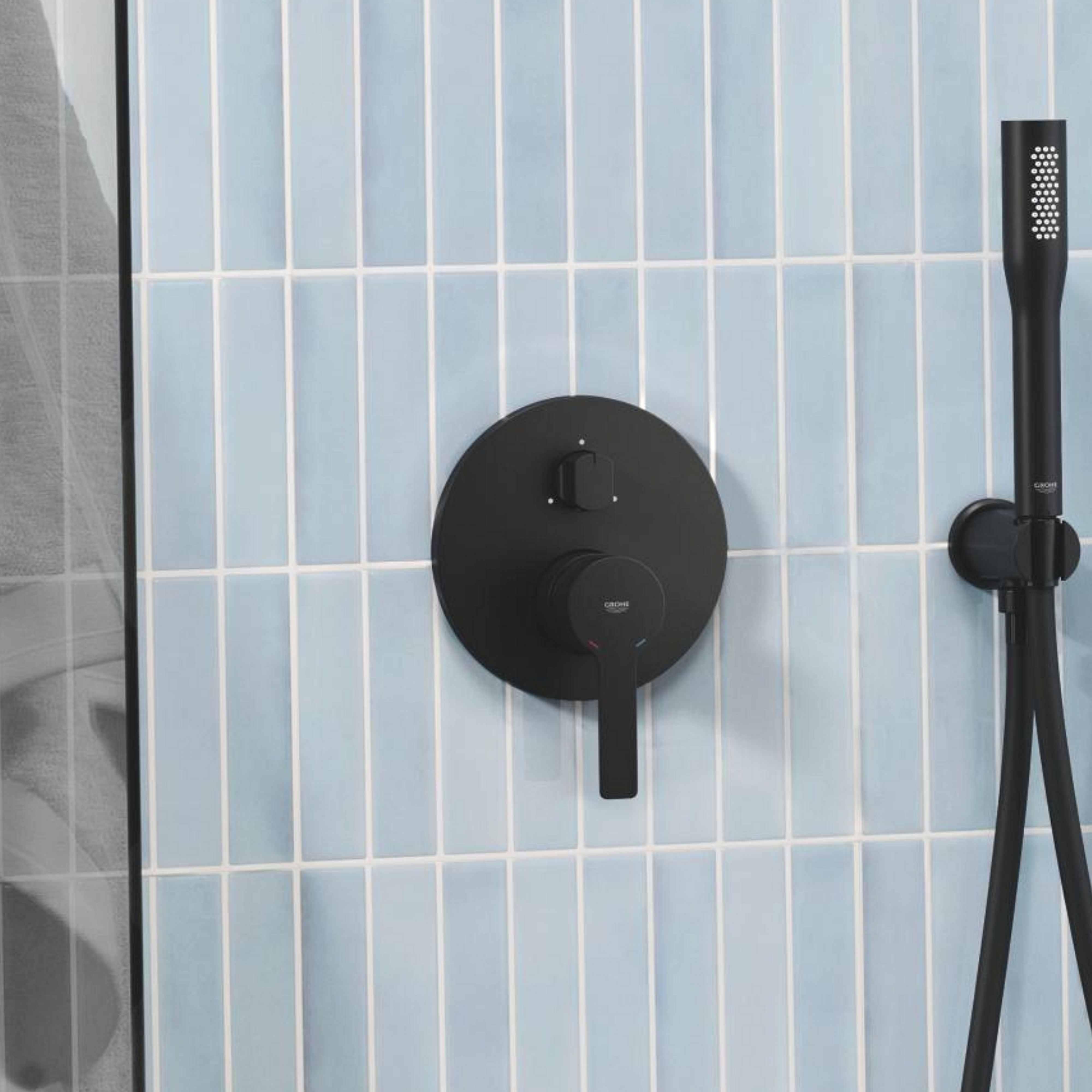 Grohe Lineare New bateria wannowo-prysznicowa podtynkowa czarna 240952431