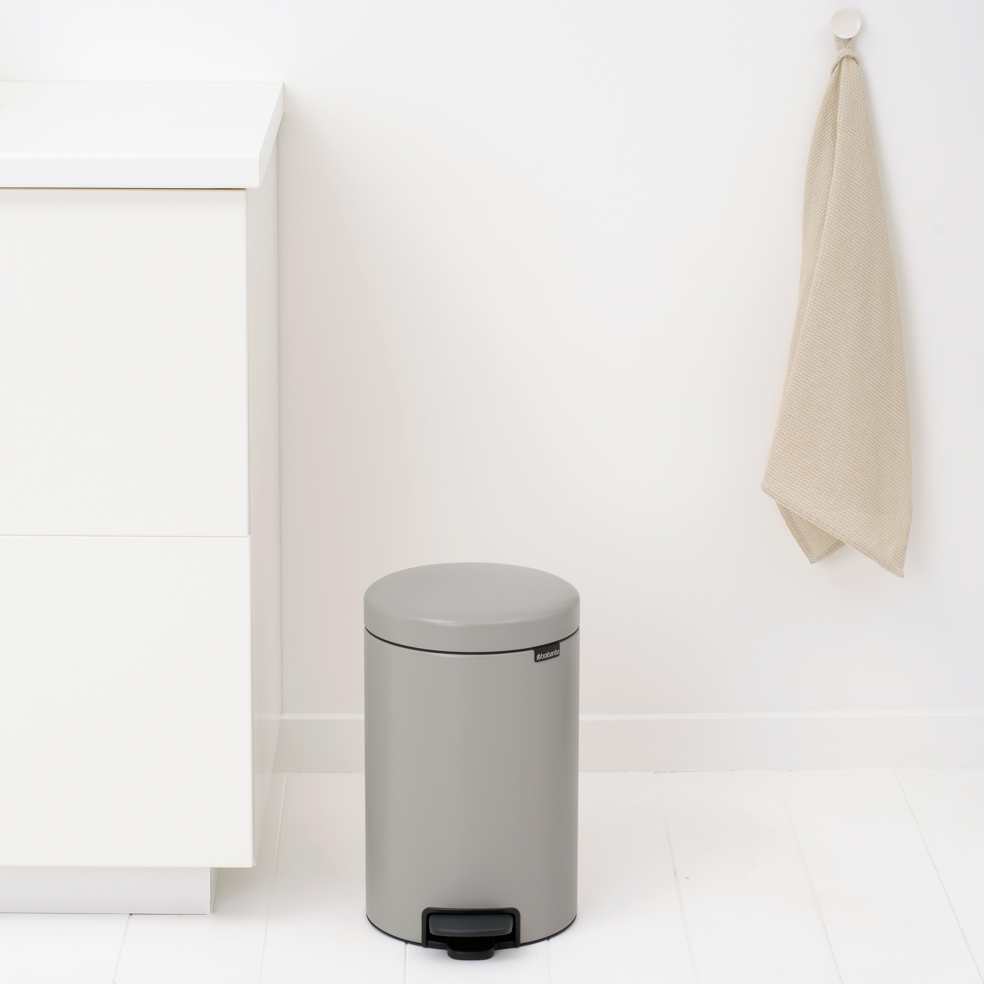 Brabantia NewIcon kosz na śmieci 12 l Soft Grey 252303