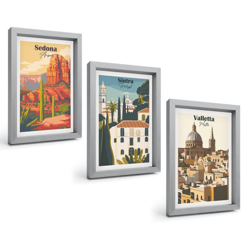 Zestaw Obrazów 3 Częściowy ArtPrintCave Srebrne Ramki 20x30 cm Dekoracja do Sypialni Widoki Sedona Sintra Valletta 1 kpl.