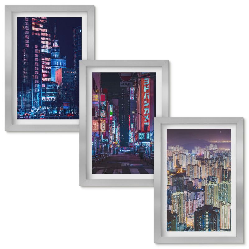 Obrazy Do Sypialni Wallfluent Nocne miasto neonowe światła Srebrna rama 20x30cm 3 szt.