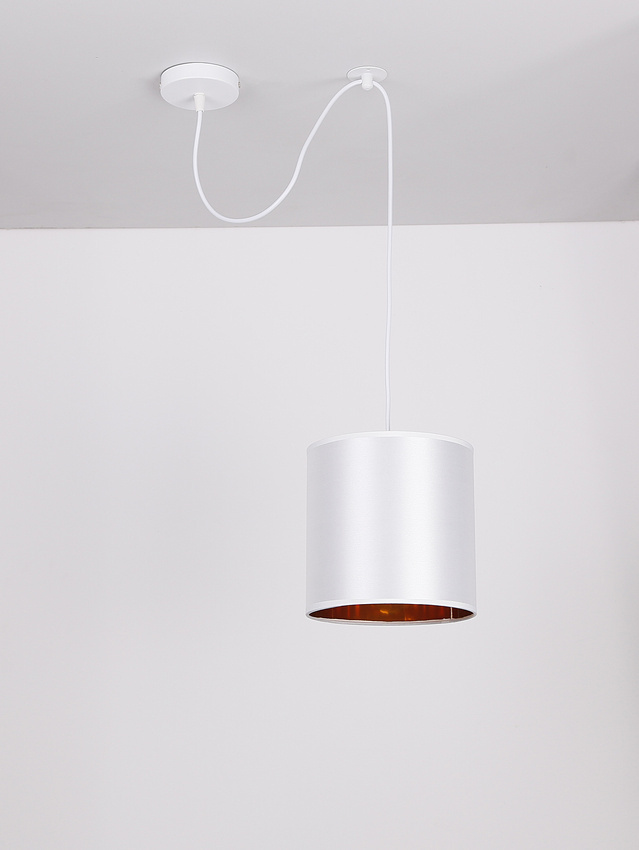 Biała lampa wisząca z regulacją wysokości do salonu ATLANTIS tkanina
