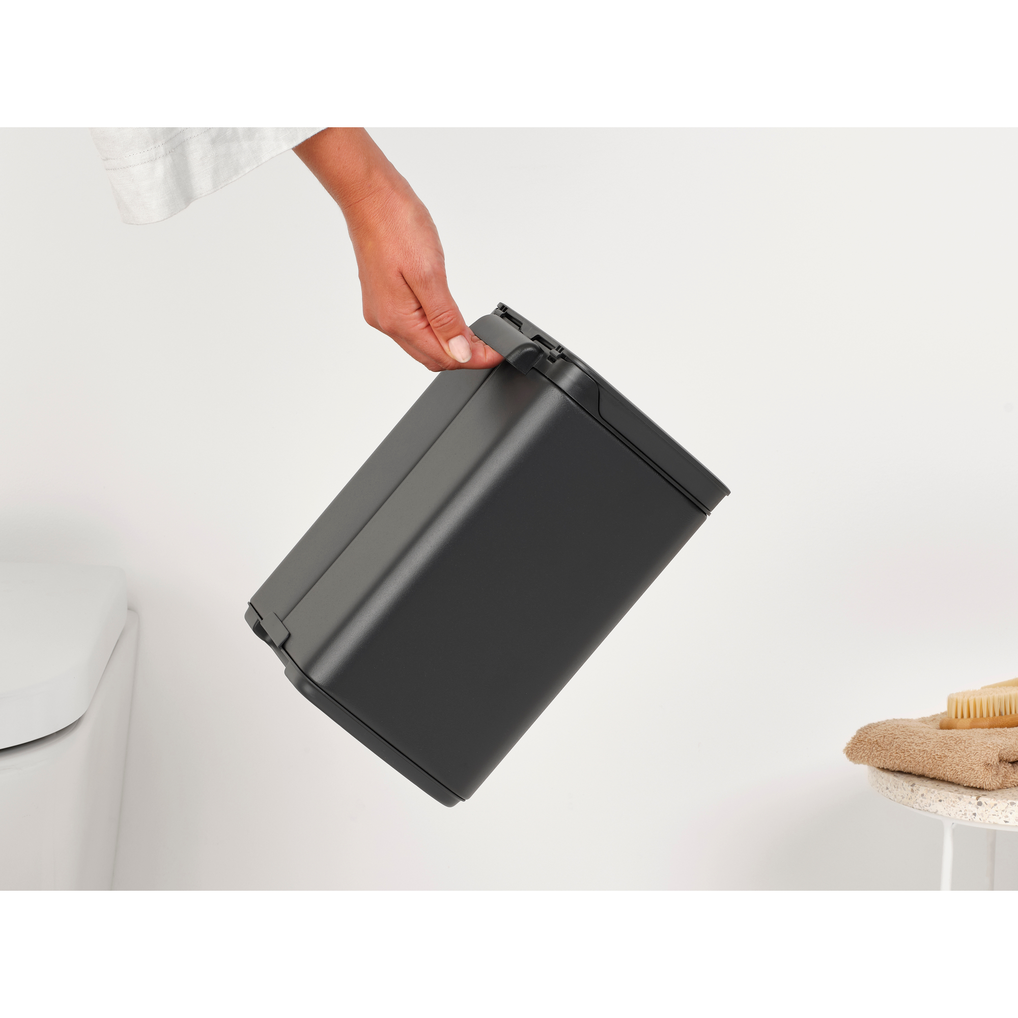Brabantia Bo kosz na śmieci 4 l czarny 233708 - Wysyłka w 24h