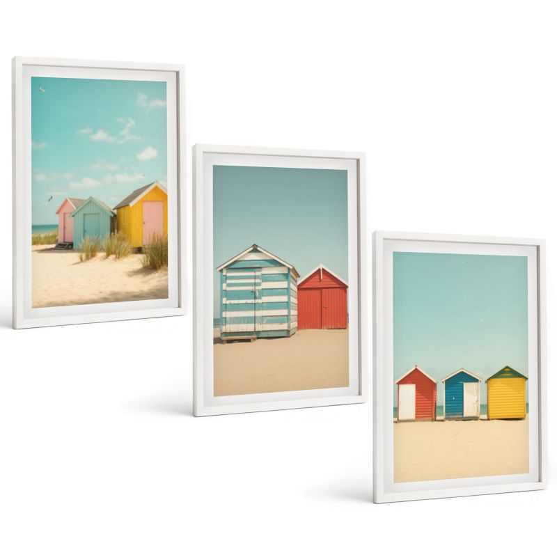 Zestaw Obrazów 3 Częściowy ArtPrintCave Białe Ramki 40x60 cm Dekoracja do Sypialni Kolorowe domki plaża słońce 1 kpl.