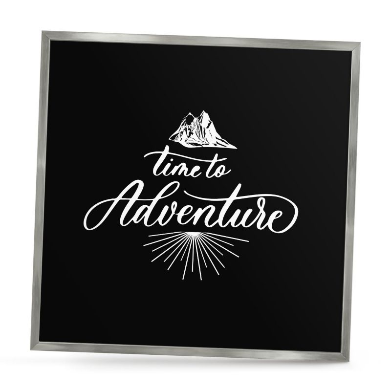 Tablica magnetyczna do salonu ArtPrintCave 50x50 Czas przygód w srebrnej ramie 1szt