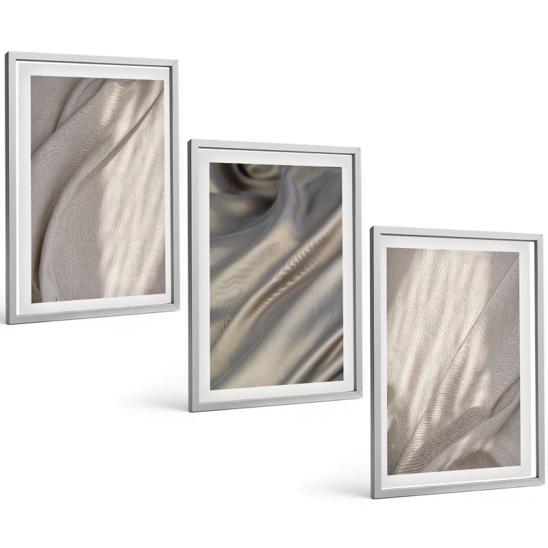 Komplet 3 Obrazów w Srebrnej Ramie ArtPrintCave 40x60 cm Grafika Ścienna Naturalne tkaniny boho zbliżenie 1 kpl.