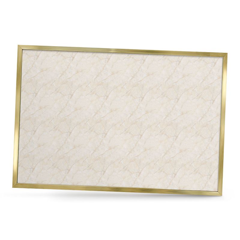 Tablica magnetyczna do salonu ArtPrintCave 60x40 Marmurowa elegancja w złotej ramie 1szt