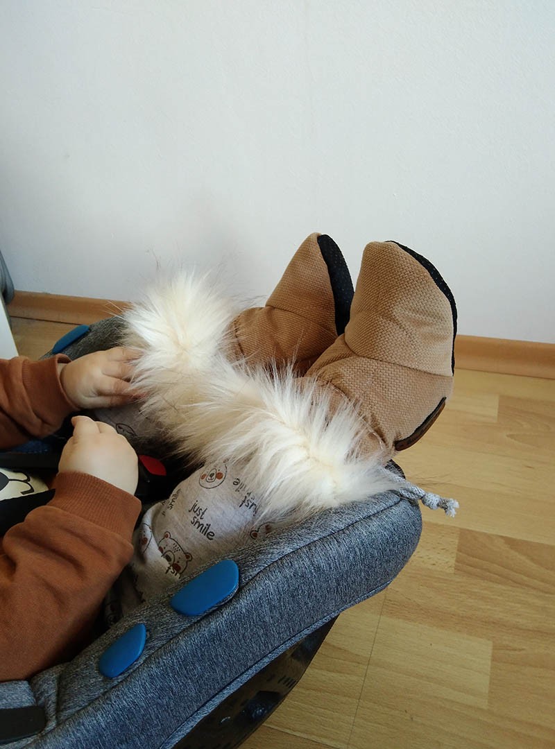 Niechodki niemowlęce ocieplane Happy Feet Caramel Teddy in Clouds 0-8 mc