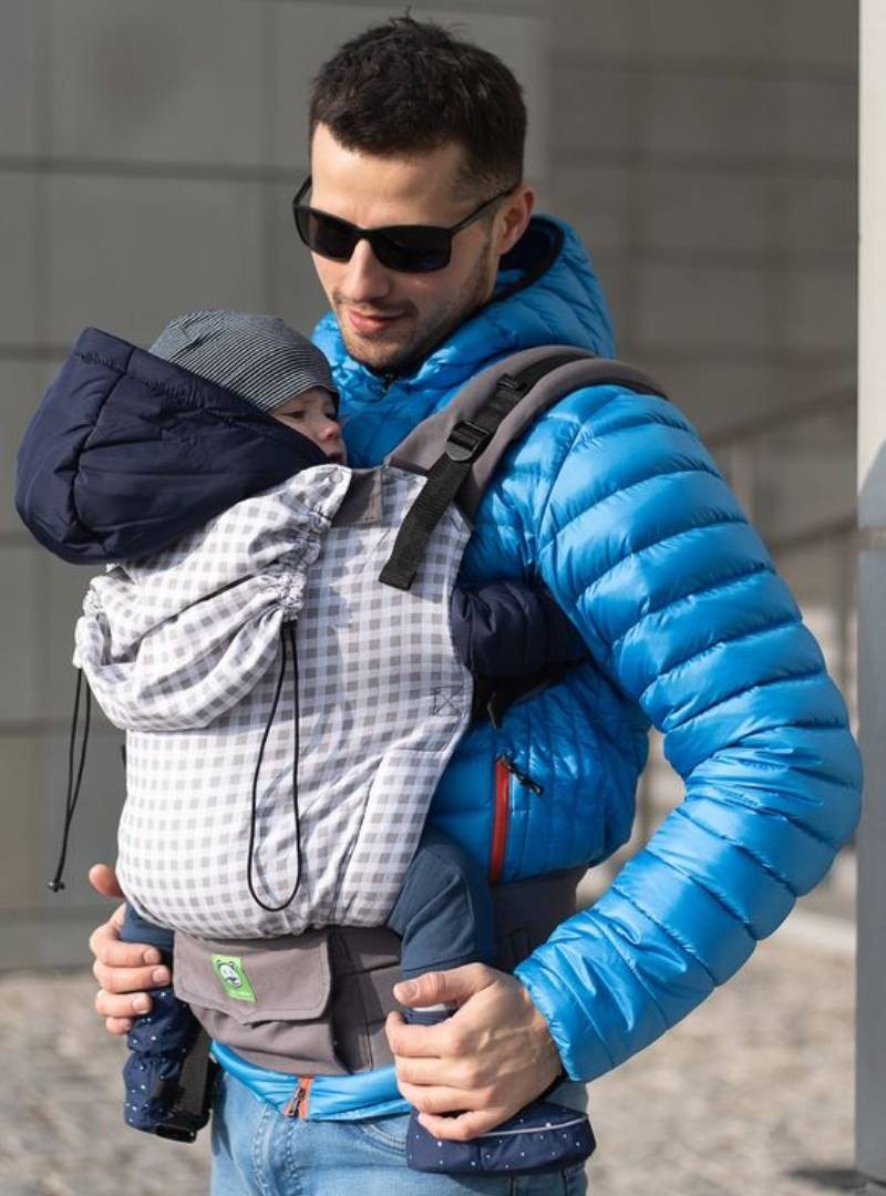 Nosidełko regulowane Grow Up: Little Squares Z dodatkami