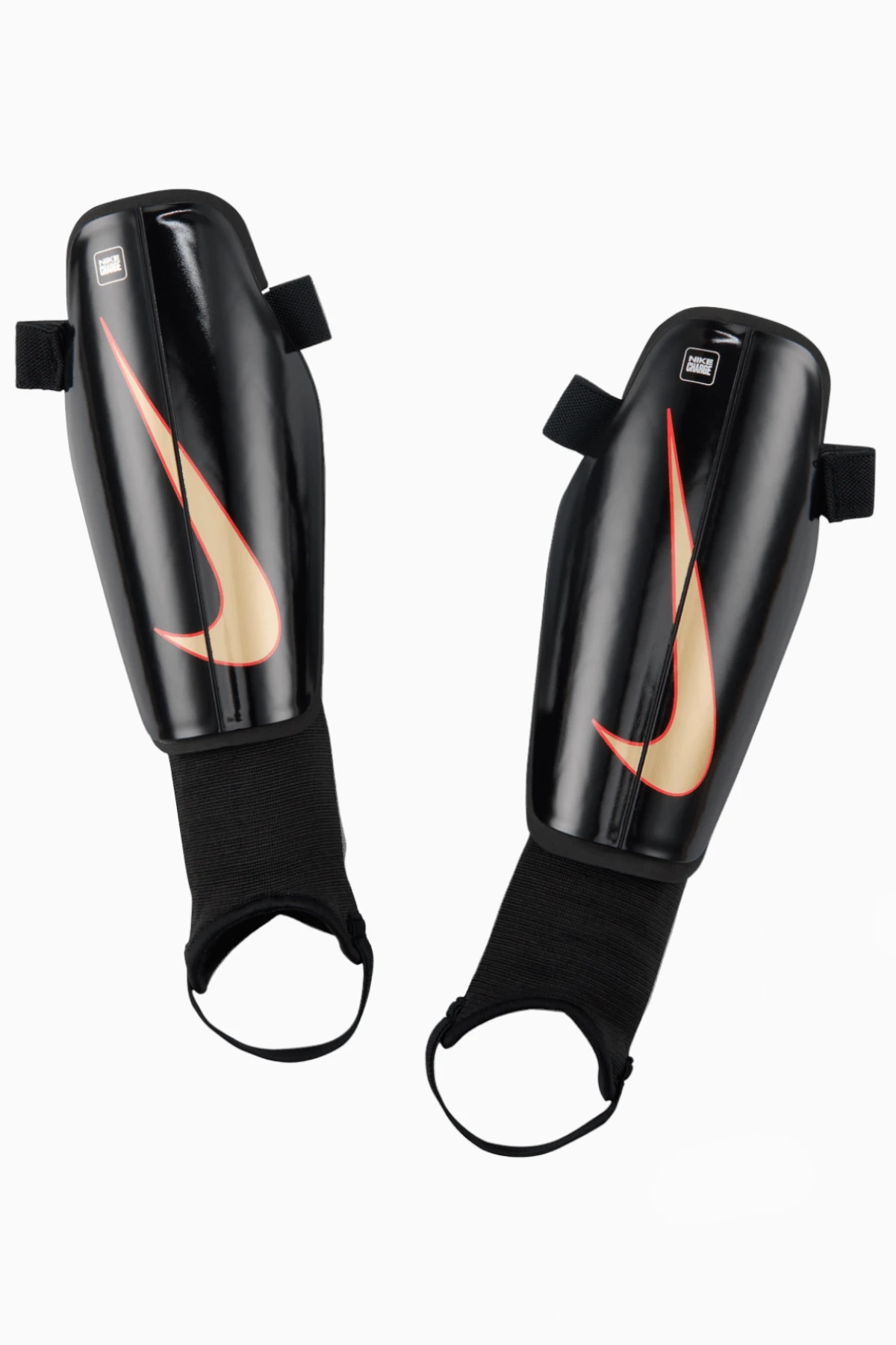Ochraniacze Nike Charge - Czarny