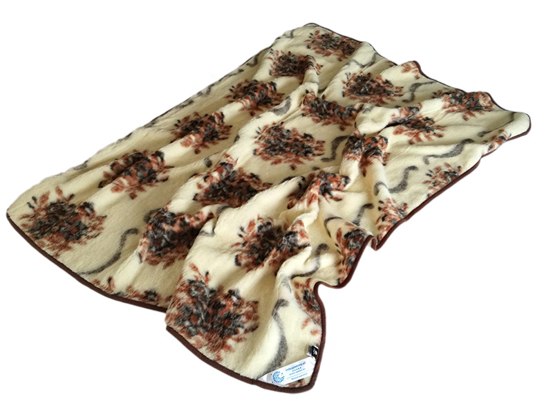 koc wełniany merynos australijski gałązka Woolmark 140x200