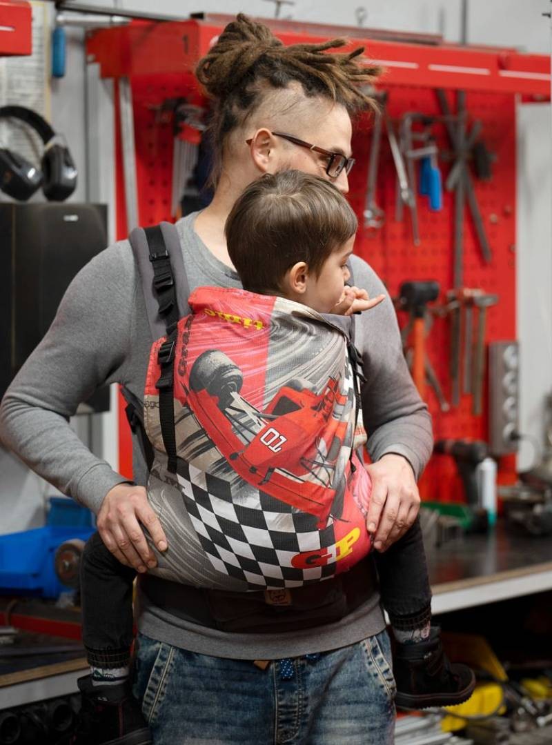 Nosidełko ergonomiczne Toddler Preschool: Formula 1 Podstawowy