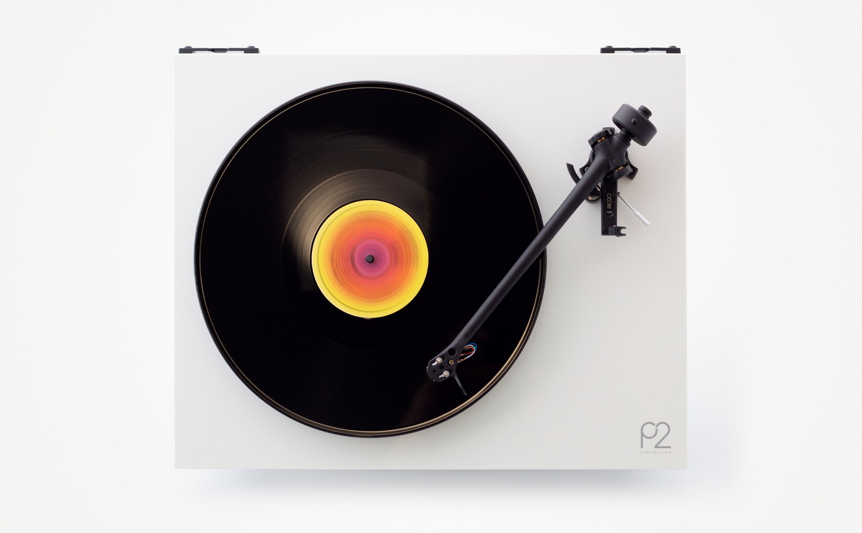 Gramofon rega planar 2