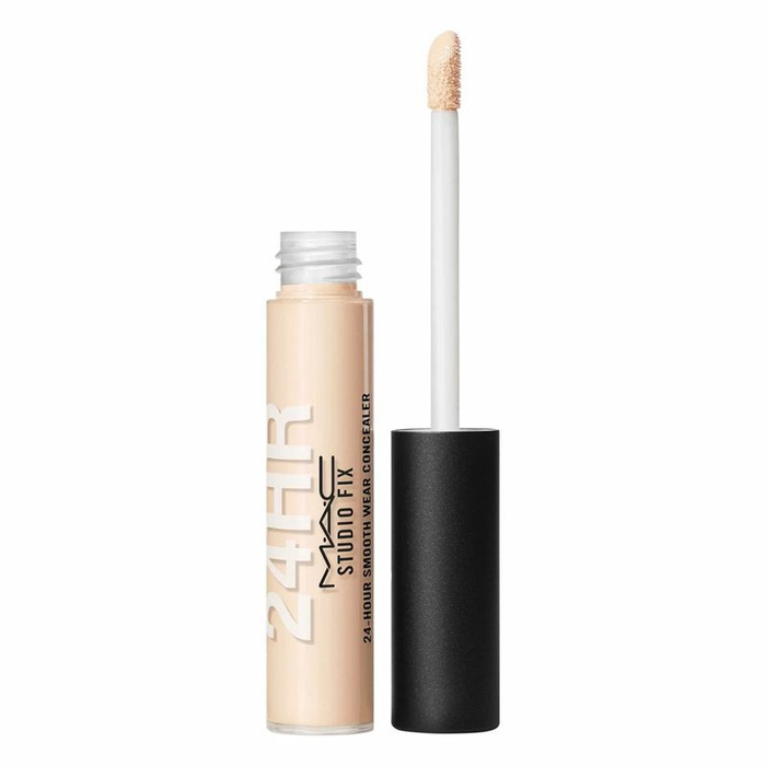 MAC Studio Fix Korektor o pełnym kryciu - NC10