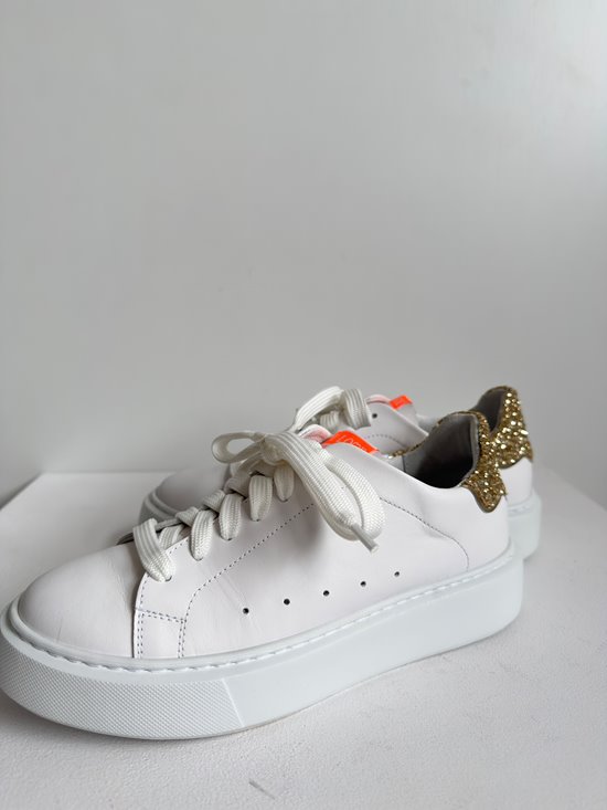 Sneakers SNF 56 Biały / Glitter wada