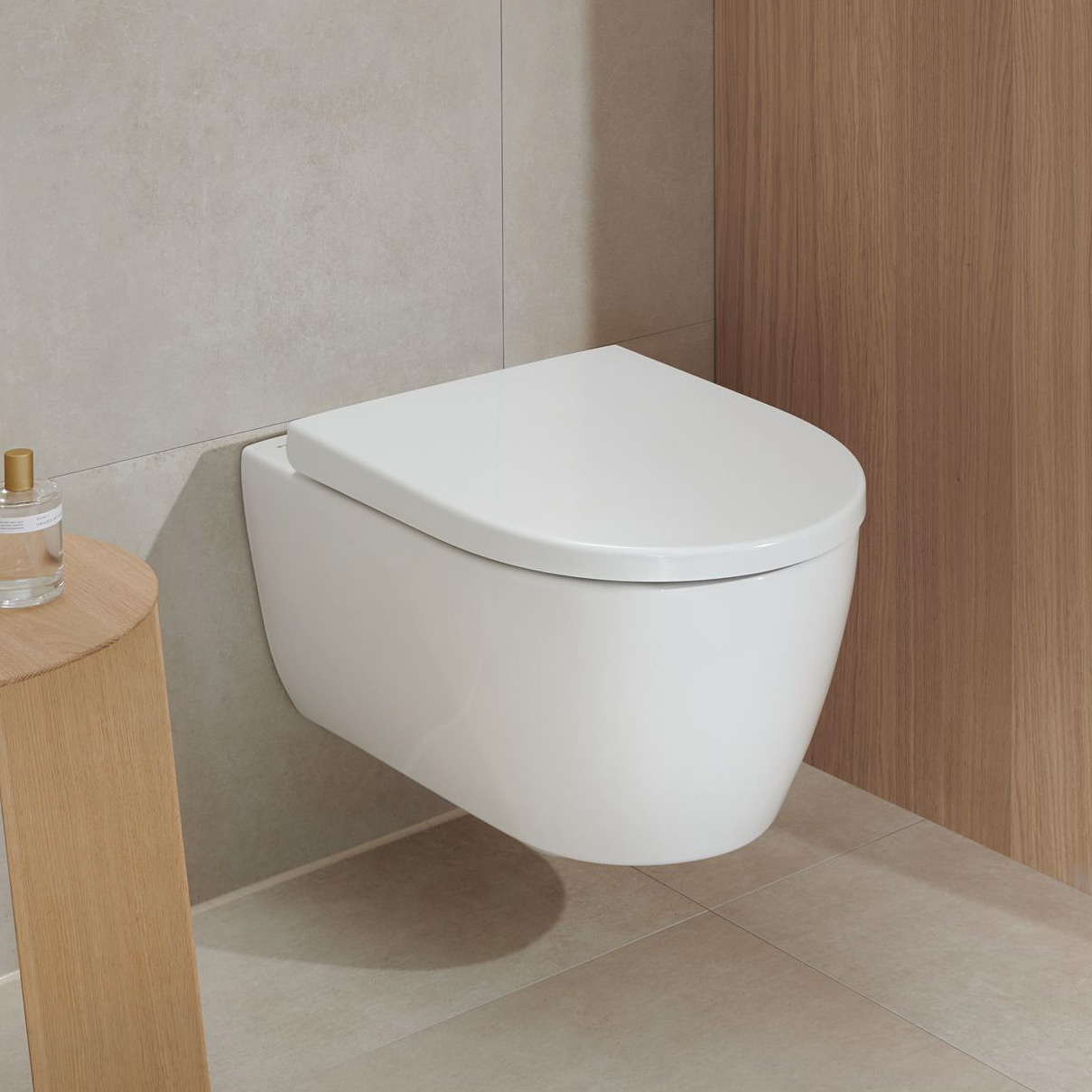 Geberit iCon miska WC wisząca z deską sedesową biały mat 501.663.JT.1