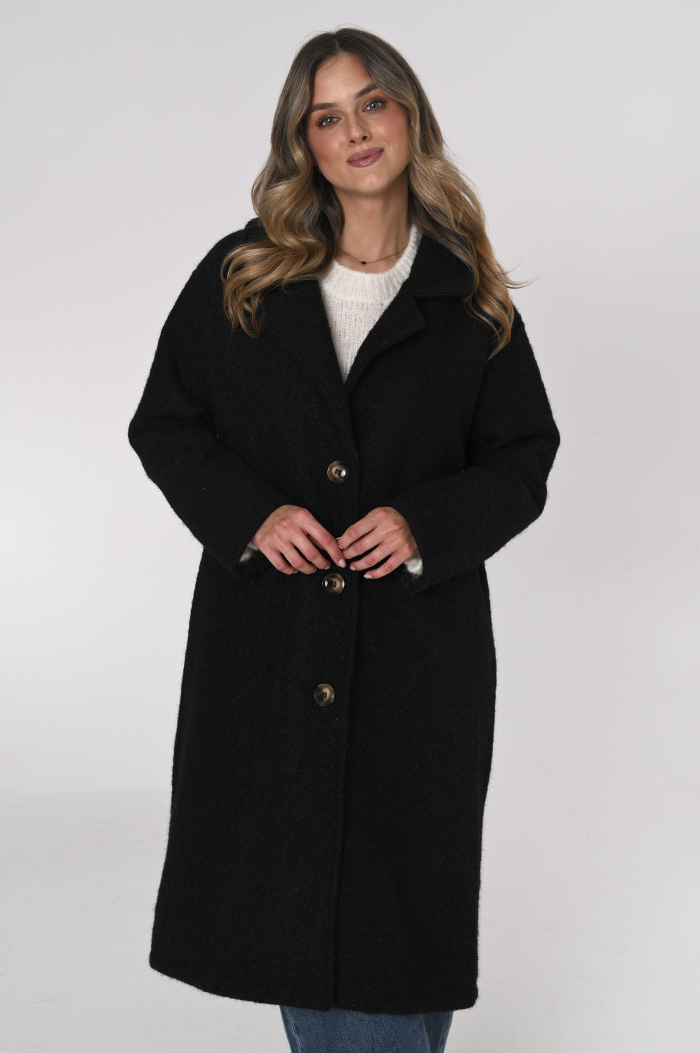 Lillow - Płaszcz OSLO boucle oversize – czarny - Uszyto w Polsce